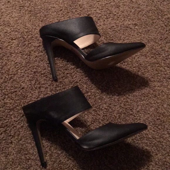 EXPRESS RePosh! They do not fit 😟 - Picture 5 of 5